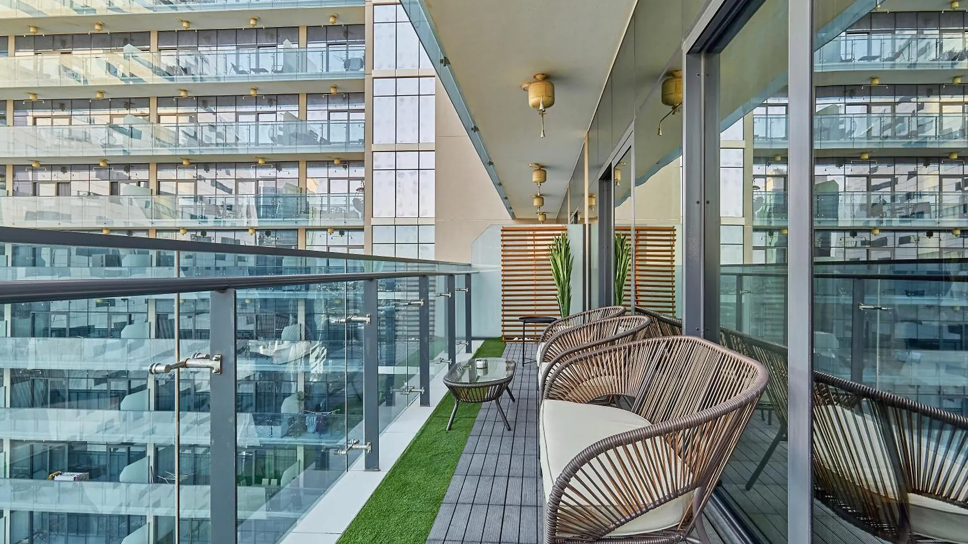 Lägenhet Bnbmehomes - Merano Tower Dubai Förenade Arabemiraten
